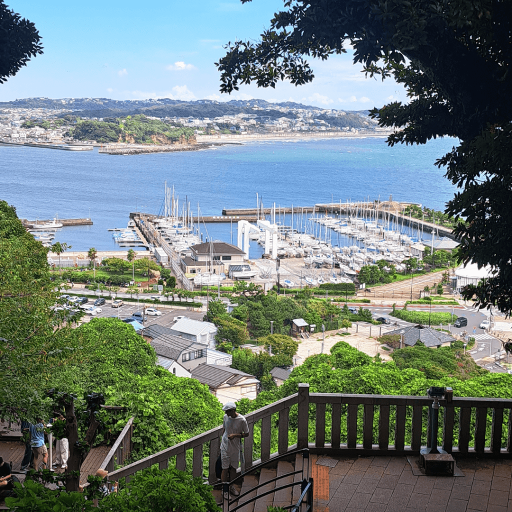 4b. vista enoshima dal he tsu miya